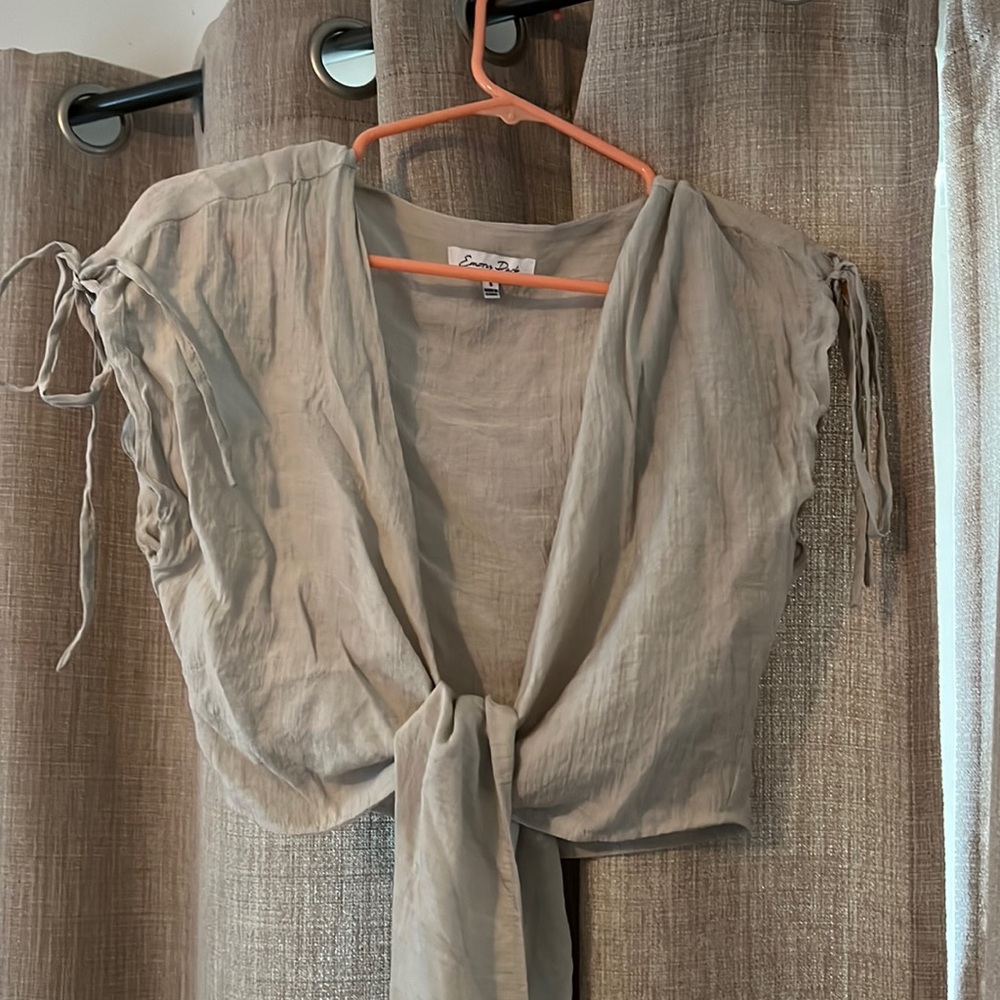 Emory Park crop wrap top